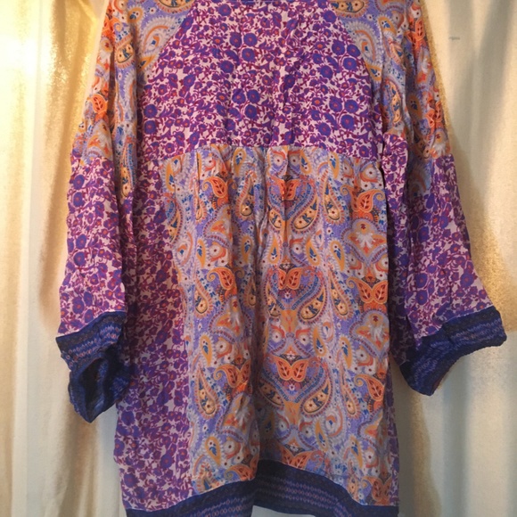 100% Silk tunic/ long shirt with multicolored floral patterns - Picture 5 of 5